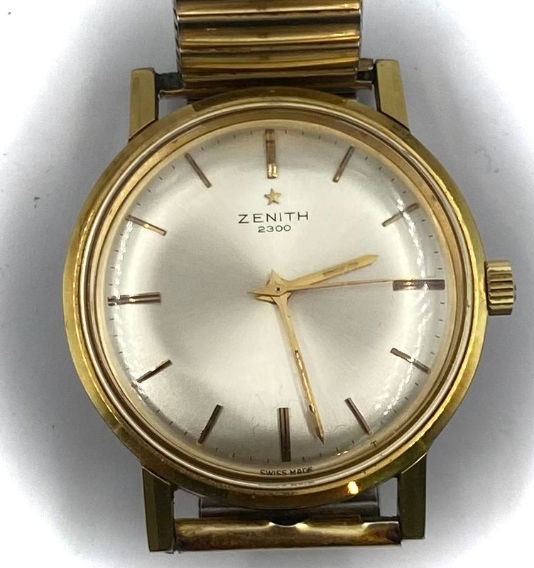 Zenith 2300 gull på stål med strekklenke.