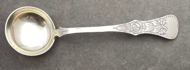 Hovedbilde Flat rose: Fløte/Sky skje 16,5 cm.